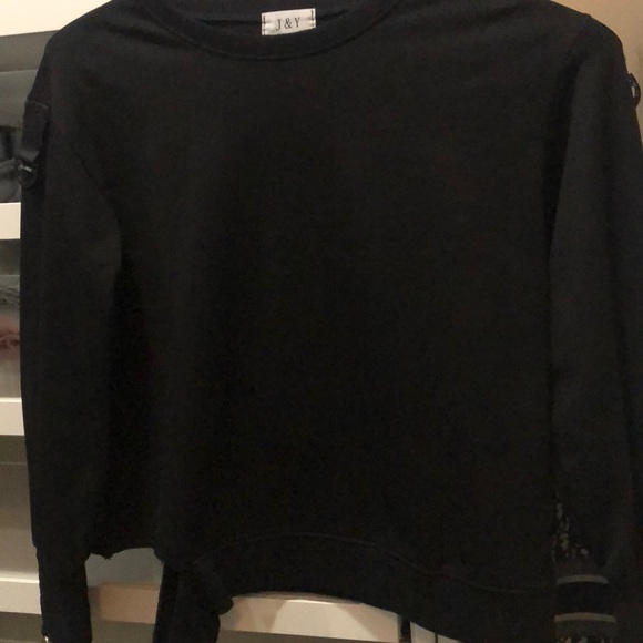 sweatshirt - Picture 1 of 2